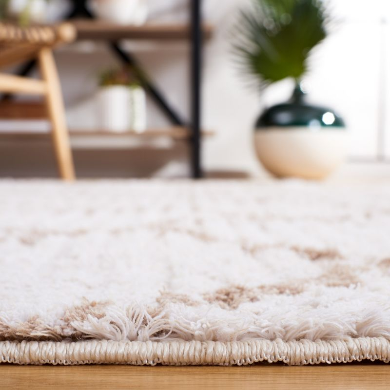 Augustine AGT850 Power Loomed Area Rug - Ivory/Beige - 6'4"x6'4"Square - Safavieh.