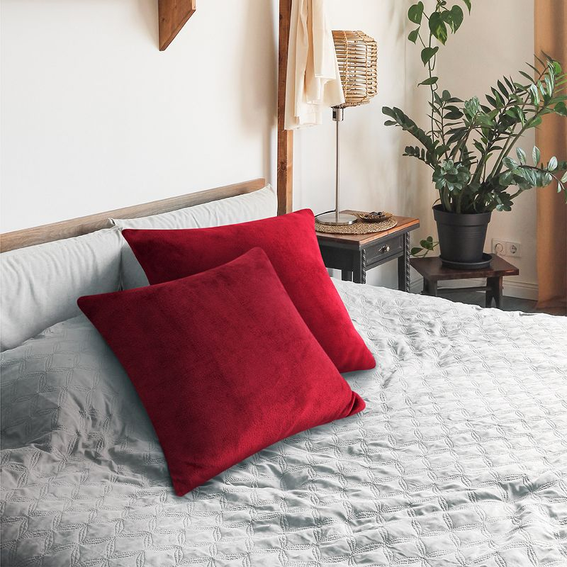 PAVILIA Set of 2 Throw Pillow Covers, Decorative Velvet Square Cushion Cases for Bed Sofa Couch Bedroom Living Room, Red/20 x 20