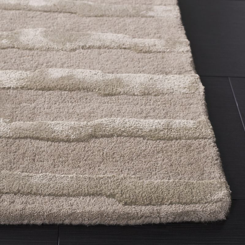 Soho SOH519 Hand Tufted Indoor Area Rug - Grey - 5'x8' - Safavieh