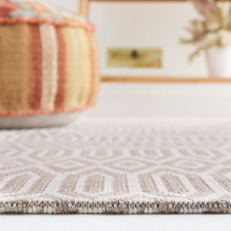 Martha Stewart Cotton - MSR405 - Indoor Power Loomed Area Rugs - Taupe/Cream - 4'x6'