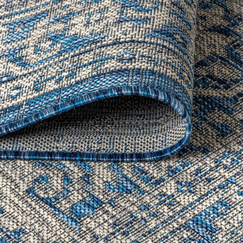8'x10' Sinjuri Medallion Textured Weave Indoor/Outdoor Area Rug, Navy/Gray - JONATHAN Y