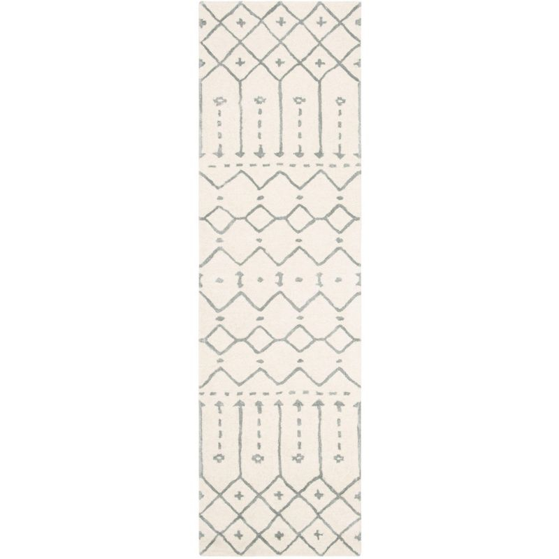 Himalaya HIM903 Handmade Accent Rug - 2'3"x4' - Ivory/Grey - Safavieh