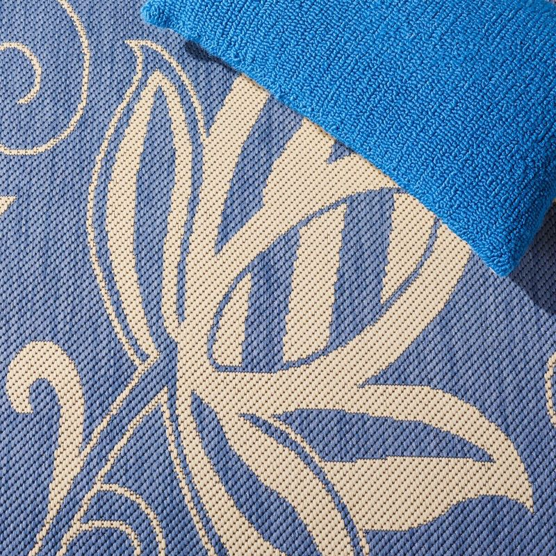 Courtyard CY2961 Power Loomed Indoor and Outdoor Area Rug - Blue/Natural - 7'10"x7'10" - Safavieh