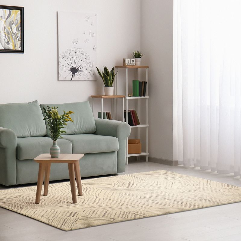 Liora Manne Madison Modern Indoor Rug Natural 5' x 7'6"