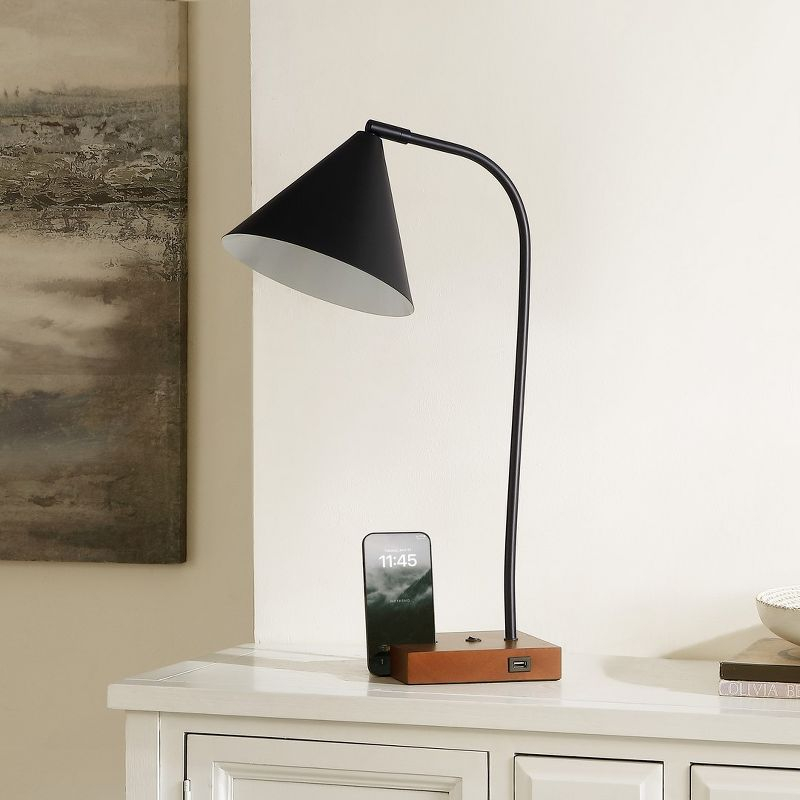 Nuka 22.5" Table Lamp with USB Port - Black/Walnut - Safavieh.