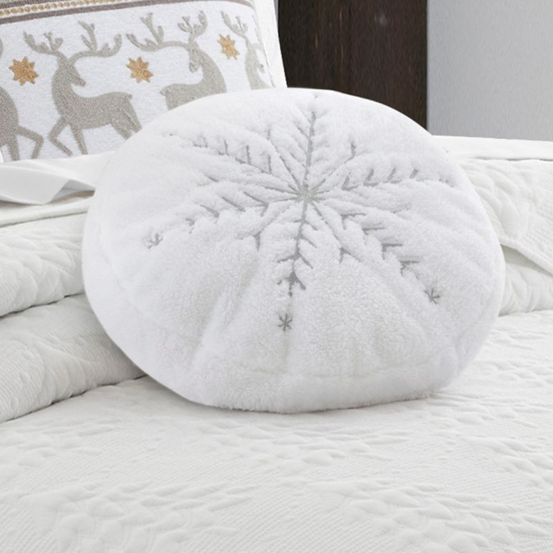 O Christmas Round Metalic Snowflake Pillow R16
