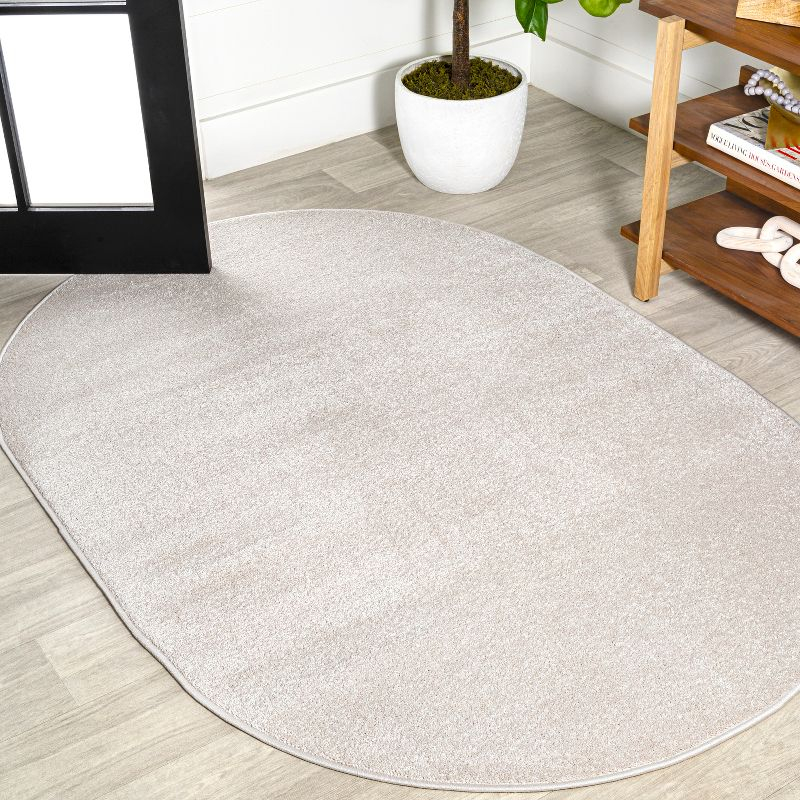 3'x5'Oval  Haze Solid Low-Pile, Ivory - JONATHAN Y