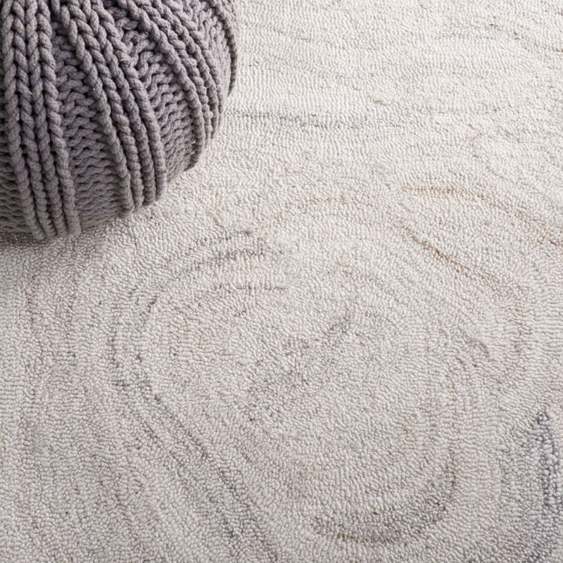 Abstract ABT148 Handmade Indoor Accent Rug - Light Grey/Beige - 3'x5' - Safavieh