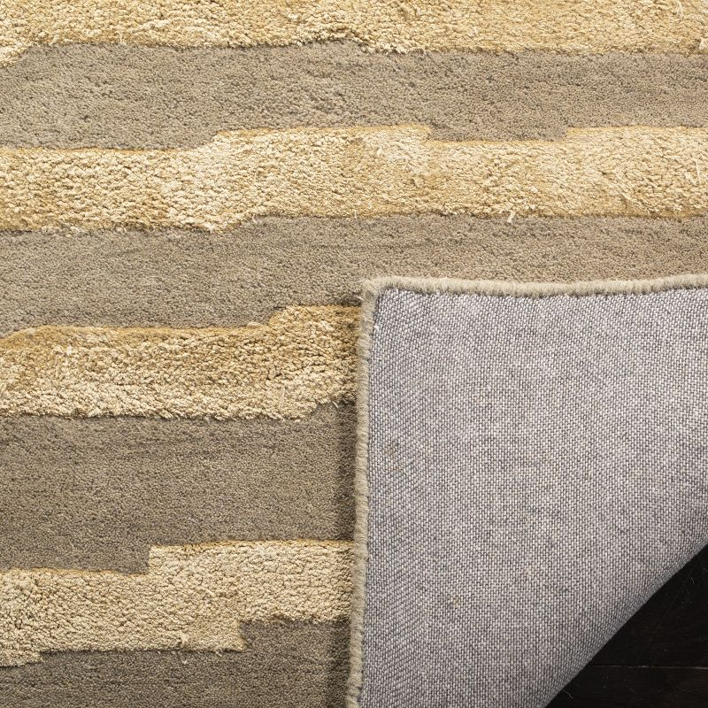 Soho SOH519 Hand Tufted Indoor Area Rug - Beige/Gold - 5'x8' - Safavieh