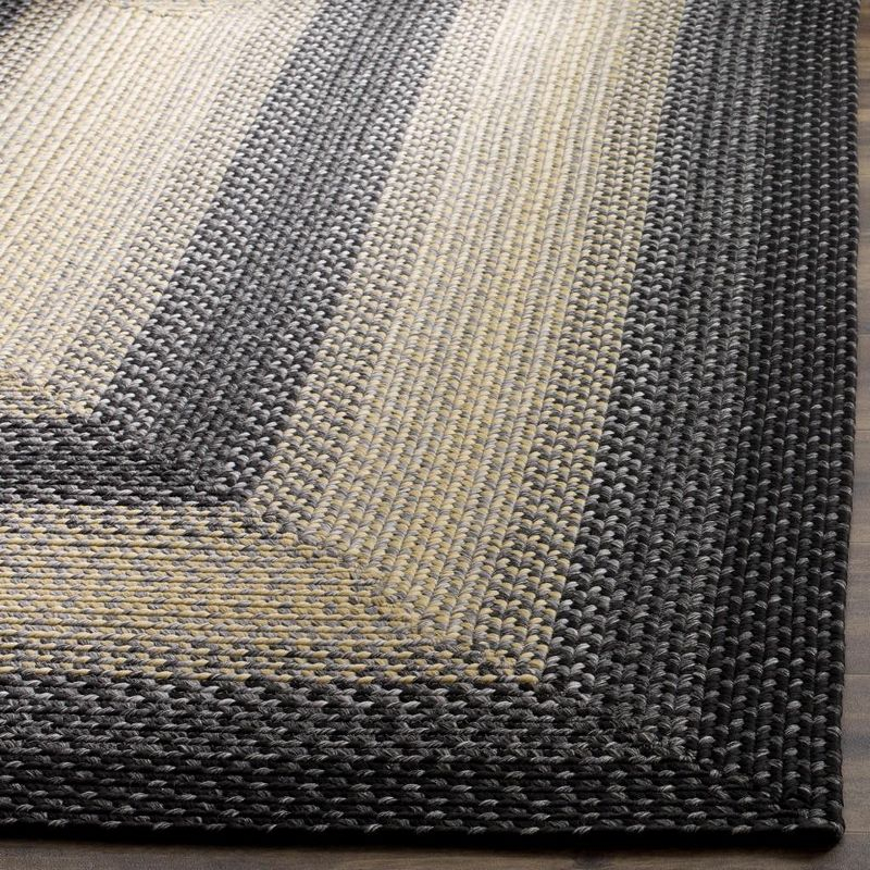 Braided BRD311 Hand Woven Area Rug - Black/Grey - 6'x9' - Safavieh.