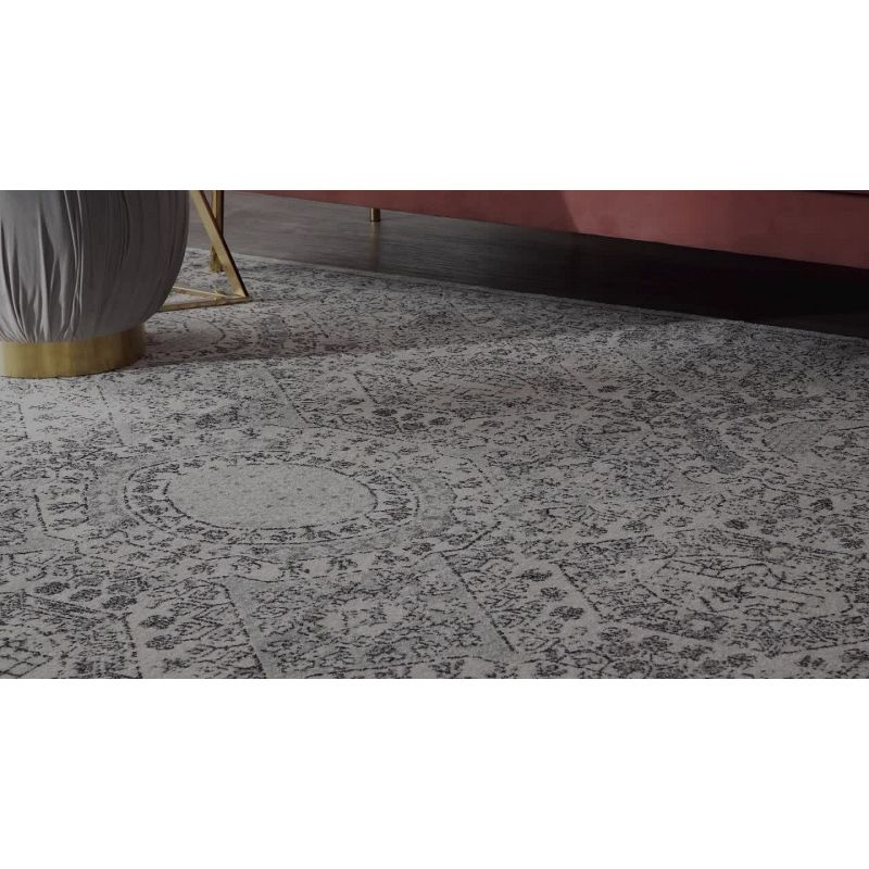 Nuloom Minta Medallion 6 Square Indoor Area Rug for Living Room Bedroom Dining Room Kitchen, Grey/Ivory