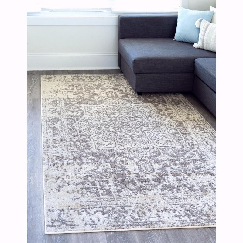 Unique Loom 10' 0 x 14' 1 White Richmond Medallion Area Rug