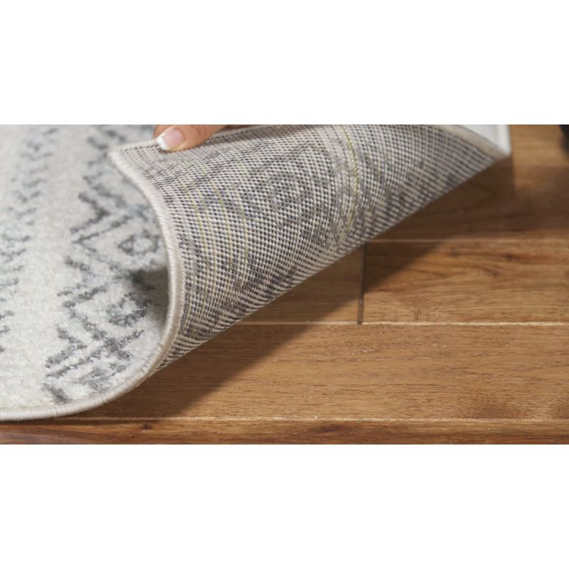 Tulum TUL267 Power Loomed Indoor Area Rug - Ivory/Black - 12'x15' - Safavieh