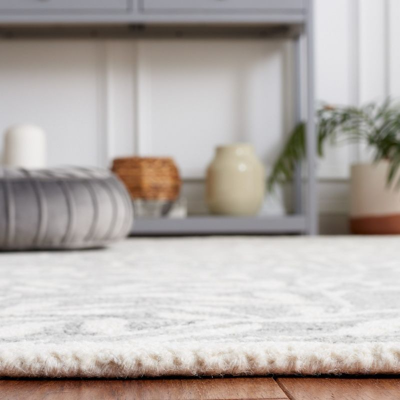 Jardin JAR753 Hand Tufted Area Rug - Grey/Ivory - 6'x6' - Safavieh.