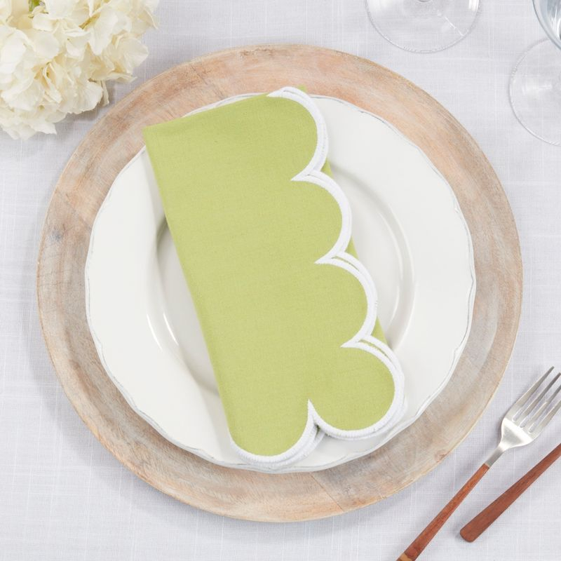 Saro Lifestyle Scalloped Hem Napkin (Set of 4), Green, 20"x20"