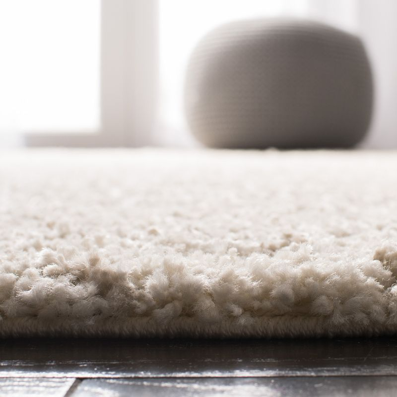 Arizona Shag ASG744 Power Loomed Indoor Area Rug - Ivory/Beige - 6'7"x6'7" - Safavieh