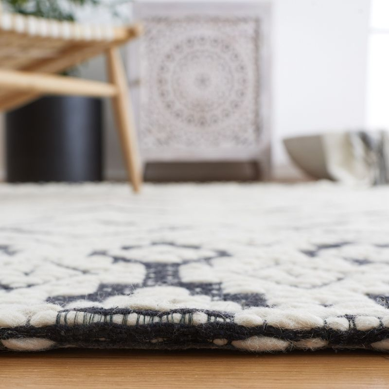 Vermont VRM151 Hand Woven Area Rug - Ivory/Black - 8'x10' - Safavieh.