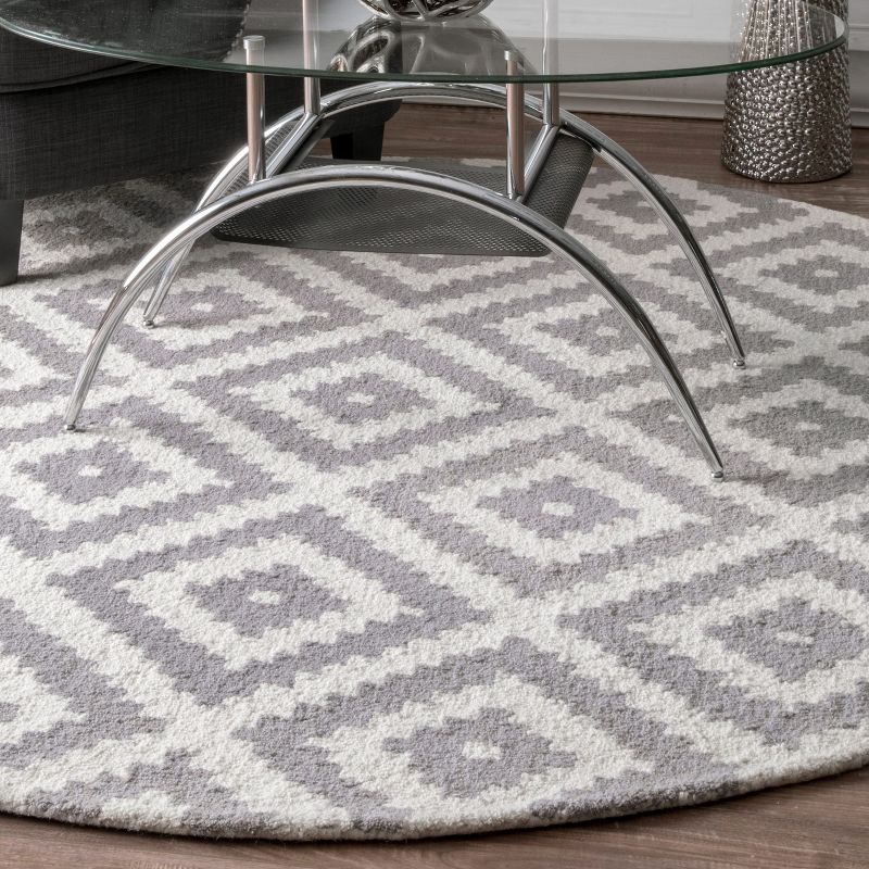 Nuloom Kellee Geometric 5 Round Wool Indoor Area Rug for Living Room Bedroom Dining Room Kitchen, Grey/White