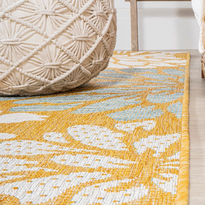 5' x 5' Zinnia Modern Floral Textured Weave Indoor/Outdoor Area Rug, Yellow/Cream - JONATHAN Y