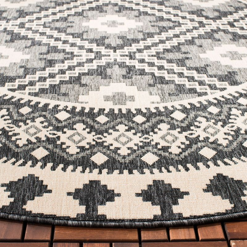 Veranda VER099 Power Loomed Indoor/Outdoor Area Rug - Ivory/Grey - 5'3" round - Safavieh.