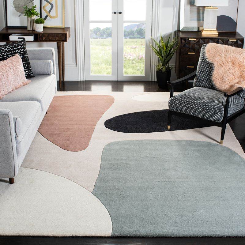 Fifth Avenue FTV119 Hand Tufted Area Rug - Beige/Black - 8'9"x11'9" - Safavieh.
