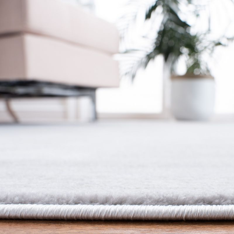 Carnegie CNG691 Power Loomed Area Rug - Light Grey/Grey - 5'1"x7'6" - Safavieh.