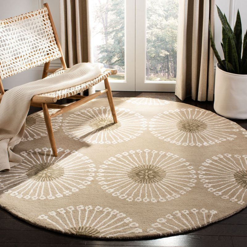 Soho SOH821 Hand Tufted Area Rug - Beige/Brown - 6' Round - Safavieh.