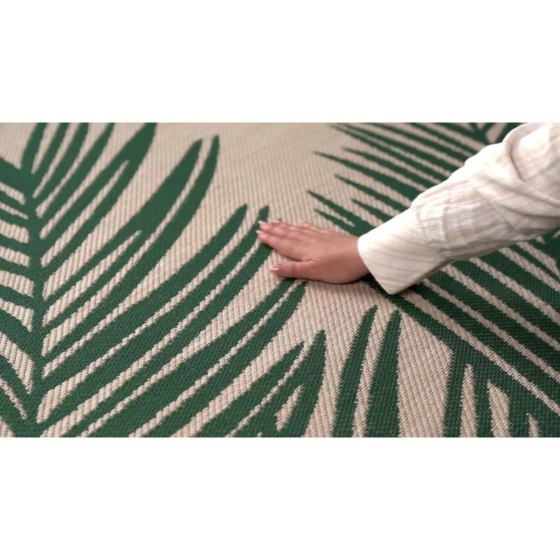 World Rug Gallery Contemporary Palm Leaf Textured Flat Weave Indoor/Outdoor Area Rug - GREEN 7'10"X10'