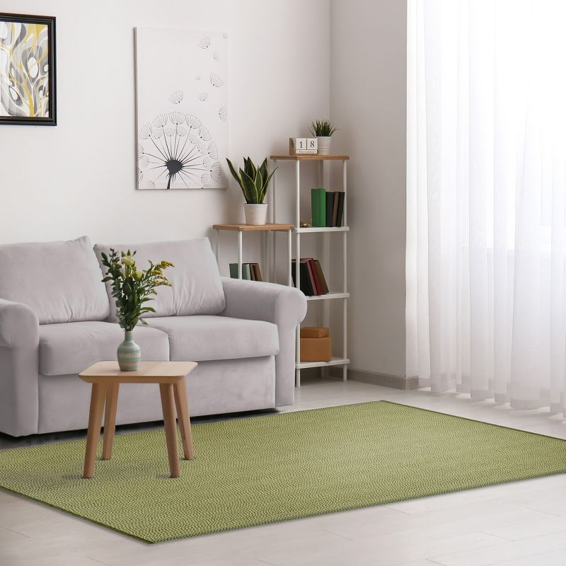 Liora Manne Calais Solid Indoor/Outdoor Rug Green 3'6" x 5'6"