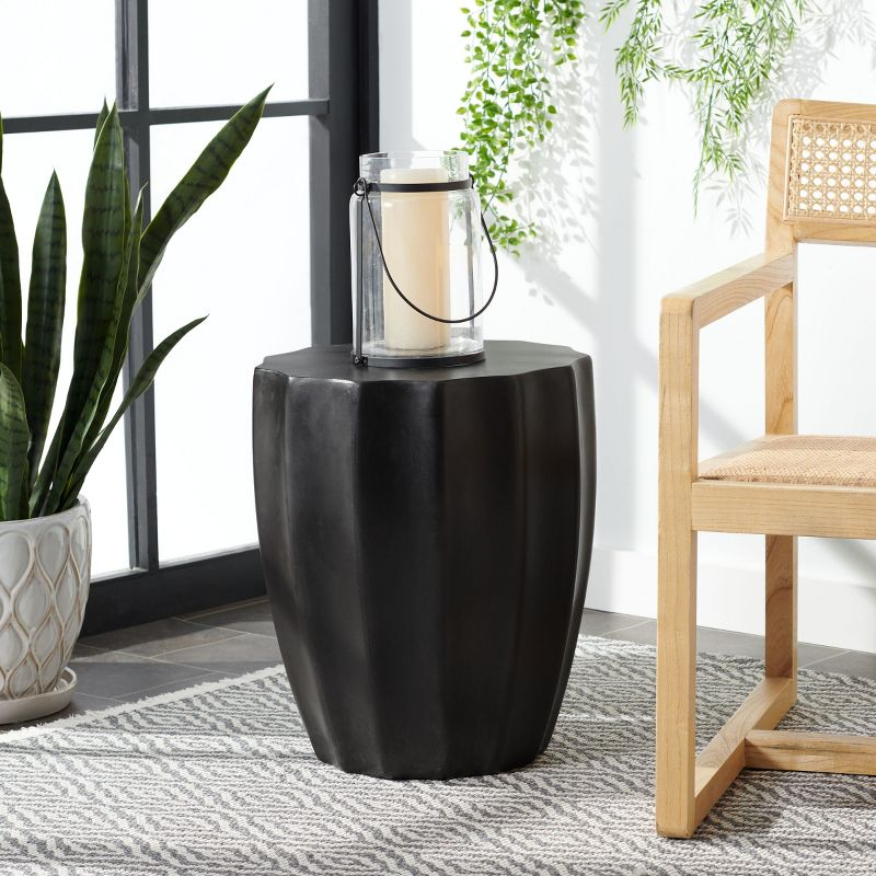 Jaslyn Accent Stool - Indoor/Outdoor - VNN1010 - Black - Safavieh