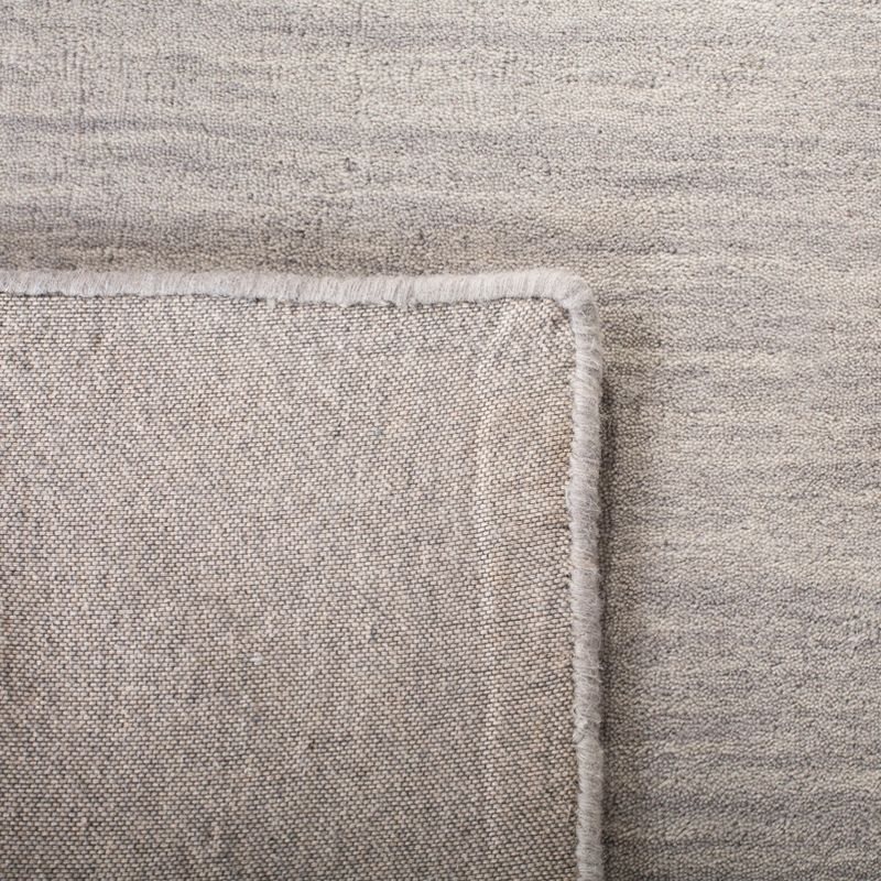 Safavieh Kids SFK802 Hand Loomed Indoor Area Rug - Grey - 5'x5' - Safavieh