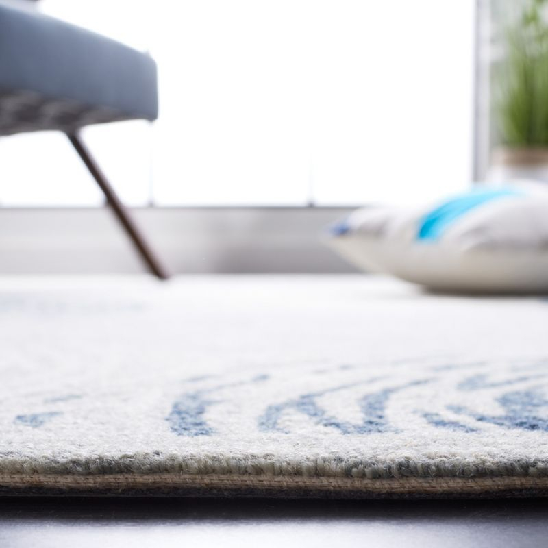 Micro-Loop MLP382 Hand Tufted Area Rug - Grey/Ivory - 5'x5' - Safavieh.