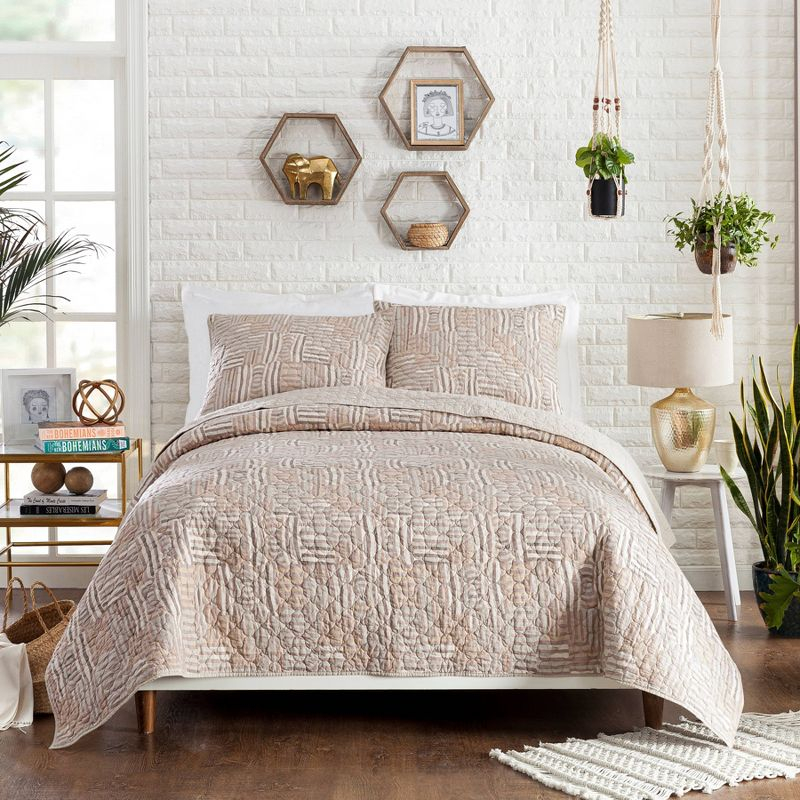 Jungalow Abrazo 3 Piece Quilt Set