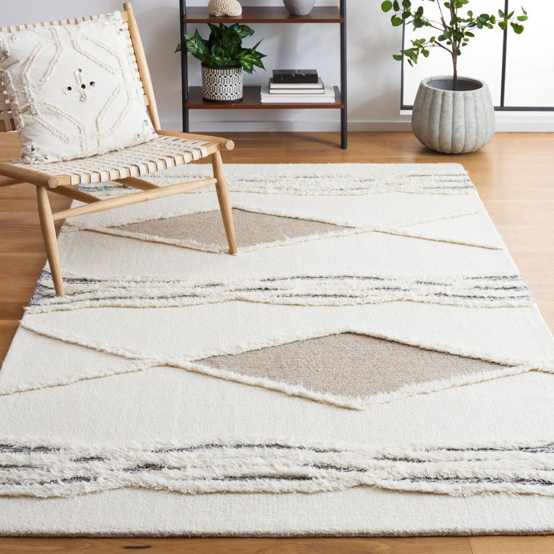 Casablanca CSB981 Hand Tufted Indoor Area Rug - Ivory/Brown - 6'x6' - Safavieh