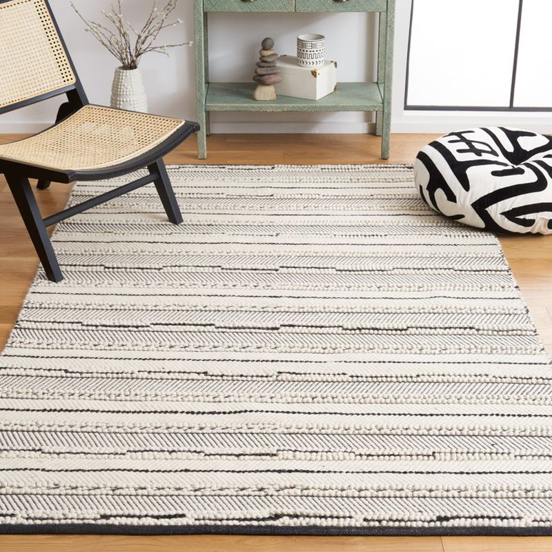 Natura NAT281 Flat Weave Indoor Area Rug - Black/Ivory - 4'x6' - Safavieh