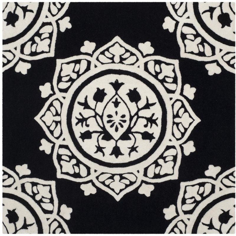 Bella BEL136 Hand Tufted Indoor Area Rug - Black/Ivory - 5'x5' - Safavieh