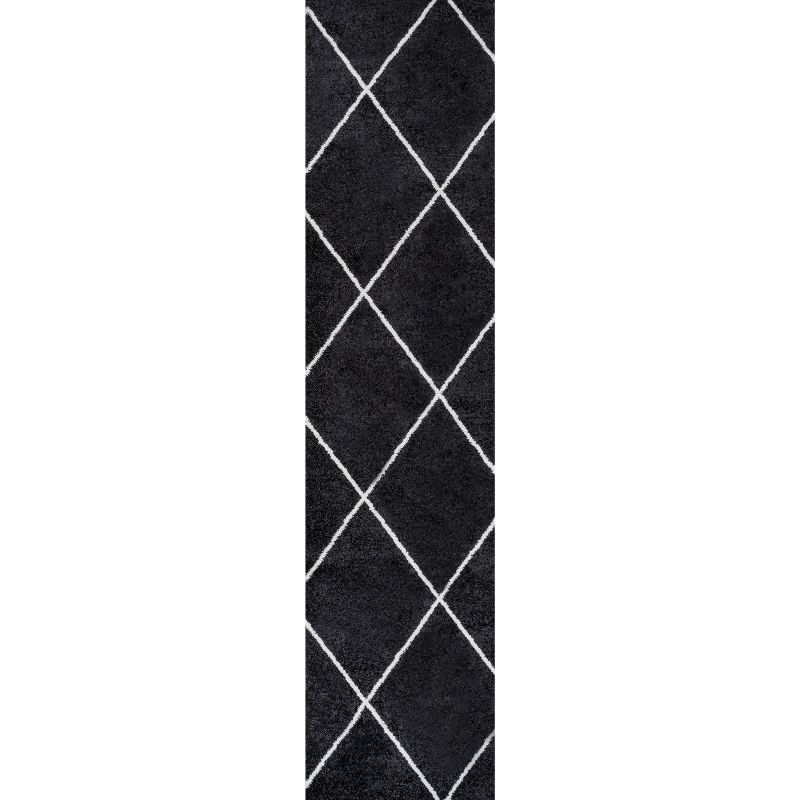 2'x10' Cole Minimalist Diamond Trellis Runner Rug, Black/White - JONATHAN Y