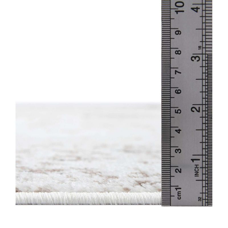 Unique Loom 3' 3 x 5' 3 Sofia Casino Beige Area Rug