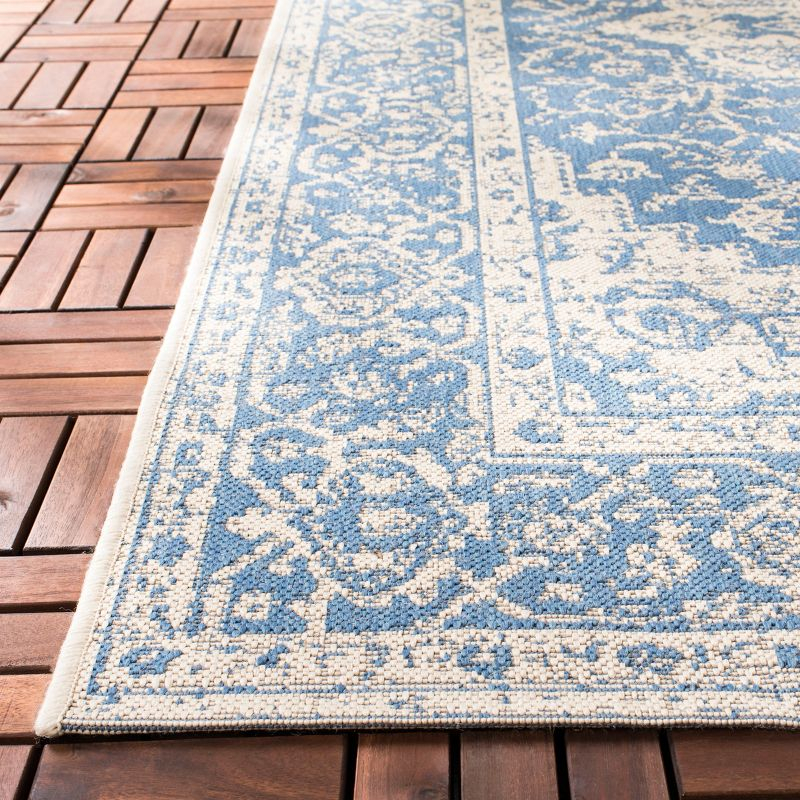 Beach House BHS137 POWER LOOMED Indoor/Outdoor Area Rug - Blue/Creme - 4'x4' - Safavieh