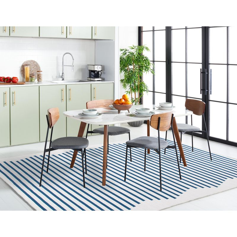 Montauk MTK313 Hand Woven Indoor Area Rug - Ivory/Navy - 6'x6' - Safavieh