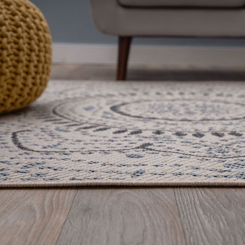 World Rug Gallery Portia Oriental Medallion Indoor/Outdoor Area Rug - Cream 5' x 7'