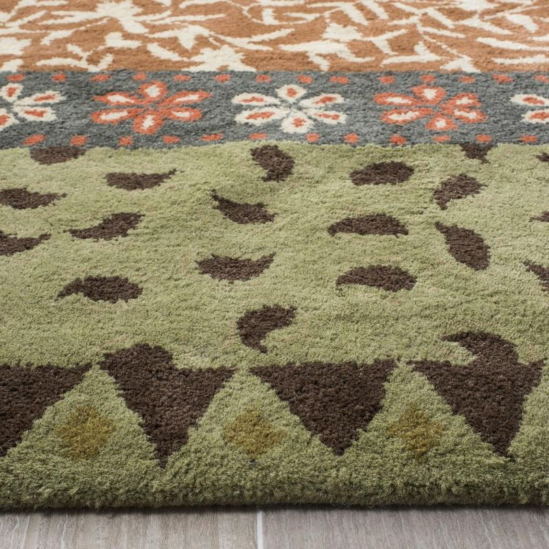 Bella BEL351 Hand Tufted Area Rug - Ivory/Multi - 6'x6' - Safavieh.