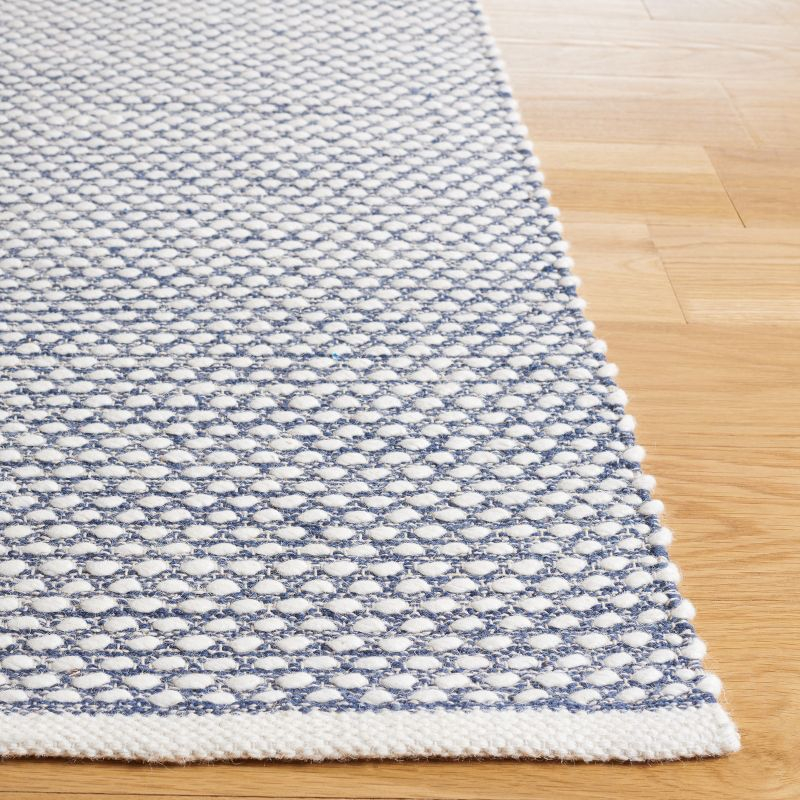 Vermont VRM650 Flat Weave Indoor Area Rug - Navy - 6'x6' - Safavieh