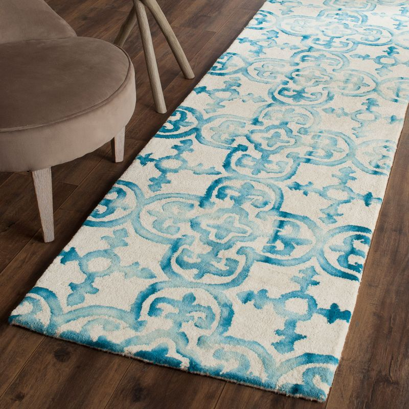 Dip Dye DDY711 Hand Tufted Indoor Runner - Ivory/Turquoise - 2'3"x10' - Safavieh