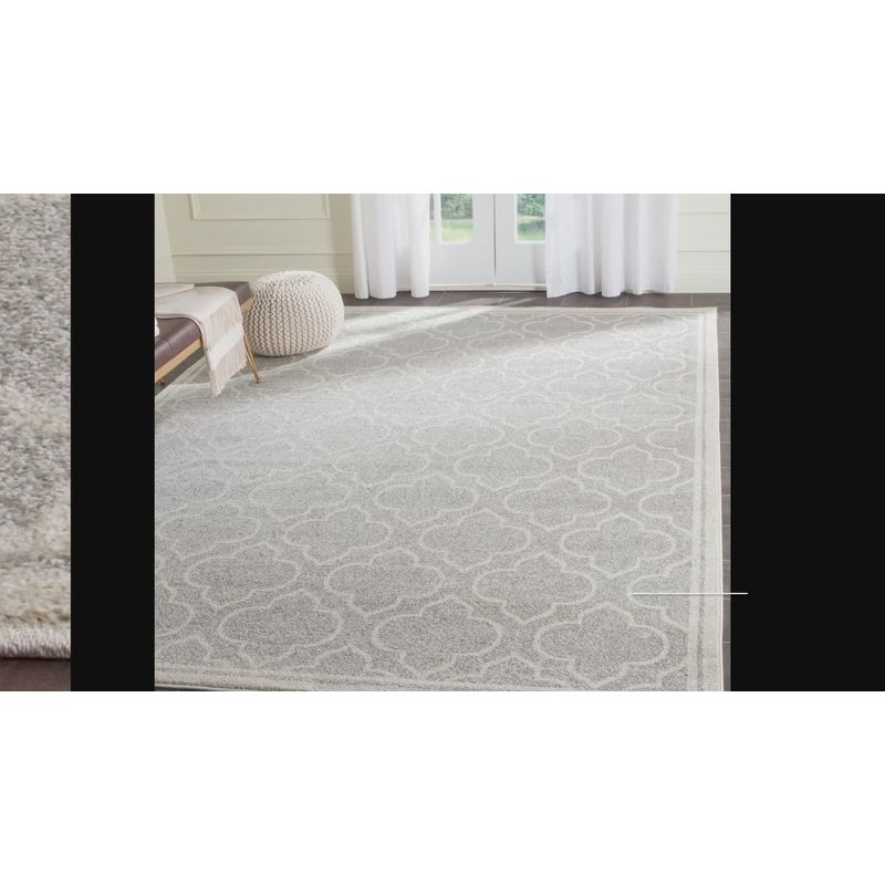 Amherst AMT412 Power Loomed Runner Rug - Anthracite/Ivory - 2'3"x7' - Safavieh.