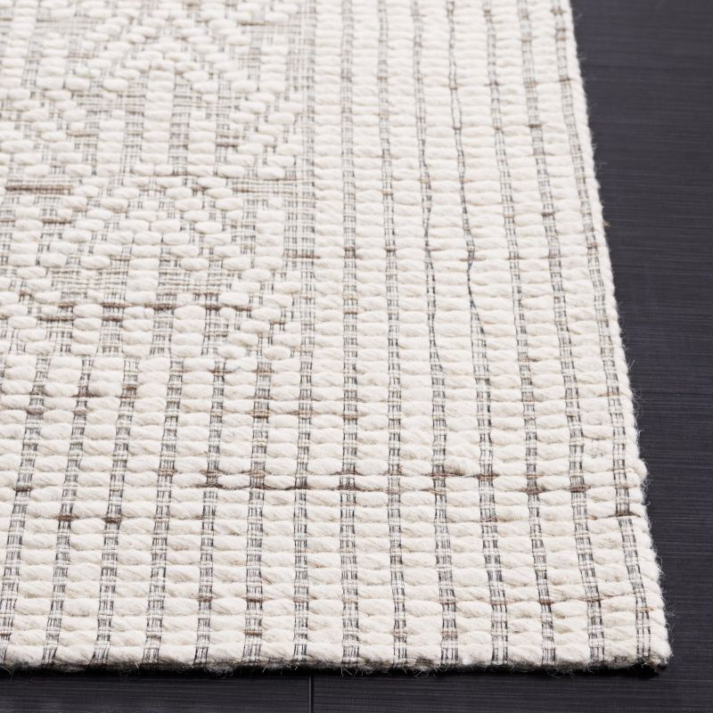 Marbella MRB431 Hand Woven Indoor Area Rug - Ivory/Beige - 5'x8' - Safavieh