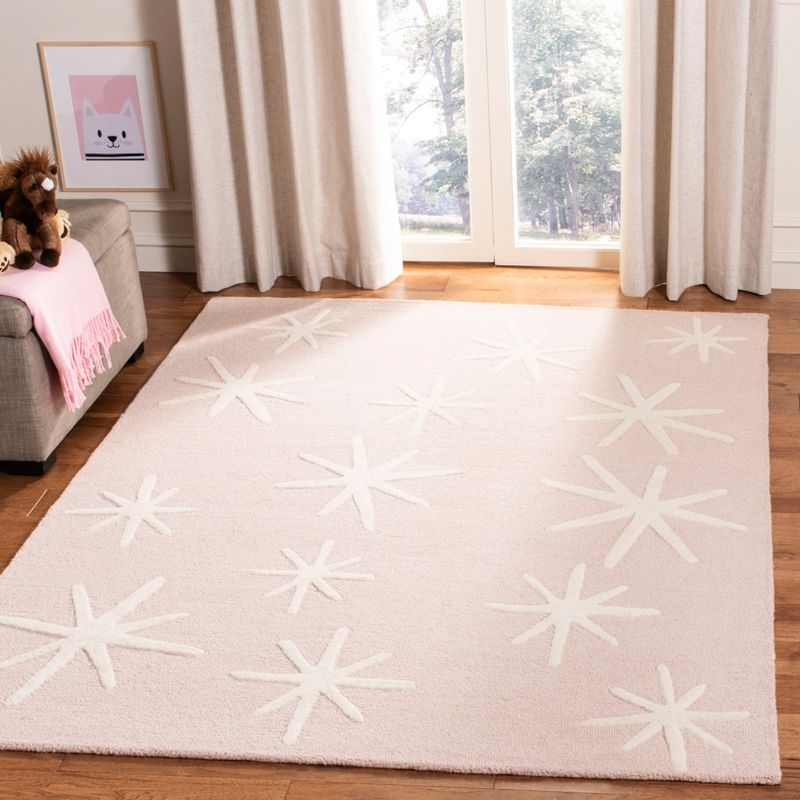 Safavieh Kids SFK908 Hand Tufted Area Rug - Pink/Ivory - 4'x6' - Safavieh.