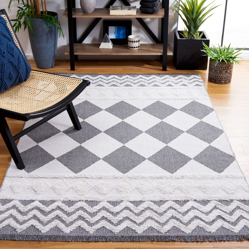 Augustine AGT722 Power Loomed Area Rug - Ivory/Gray - 5'x7'7" - Safavieh.