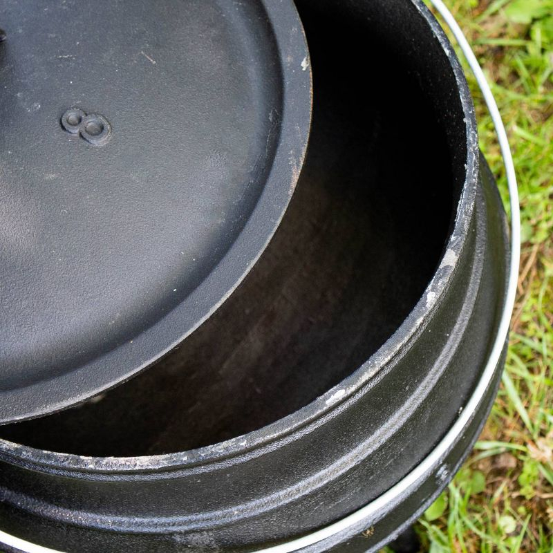 Lehman's Campfire Cooking Kettle Pot - Cast Iron Potje Dutch Oven with 3 Legs and Lid, 15.25 inch, 4.75 Gallon