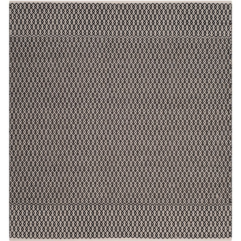 Montauk MTK339 Hand Woven Indoor Accent Rug - Ivory/Black - 4'x4' - Safavieh